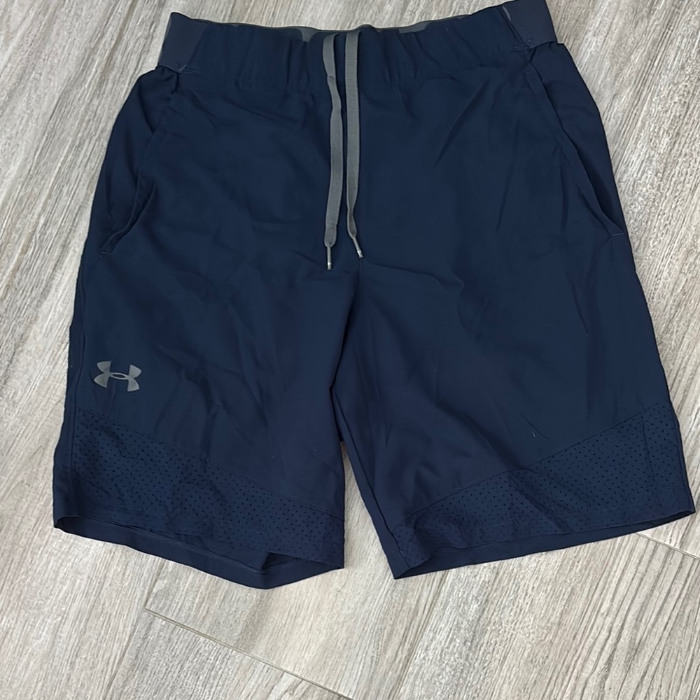 Under Armour Blue Athletic Shorts Elastic Waistband